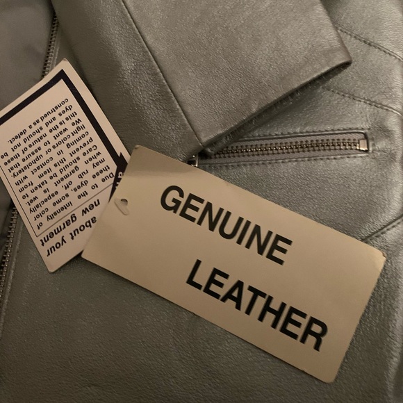 Silver Leather Jacket *NWOT* - Picture 4 of 4